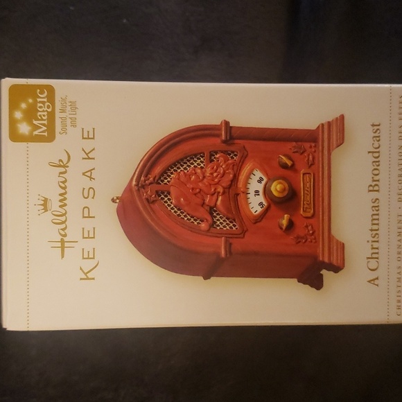 COPY - Hallmark Keepsake Ornament A Christmas Broadcast Radio Sound Music - Picture 4 of 10